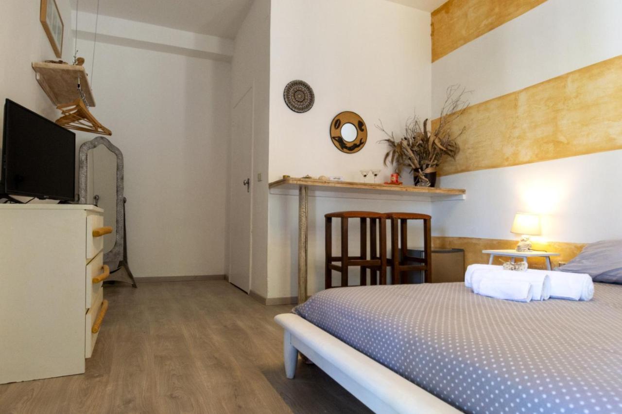 Villa Edwige B&B カステッラバーテ エクステリア 写真