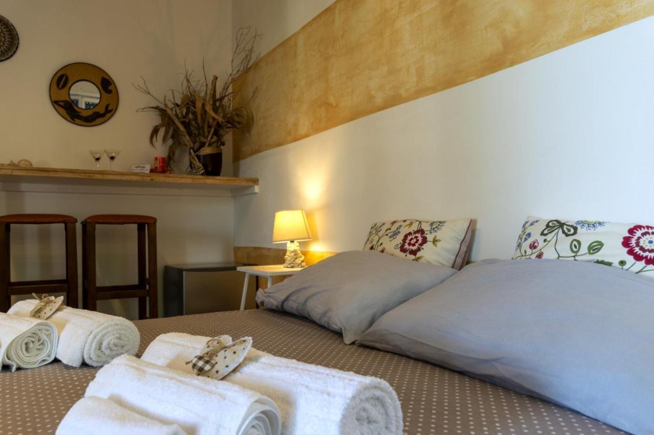 Villa Edwige B&B カステッラバーテ エクステリア 写真